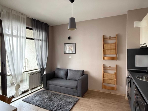 Дава се под наем Тристаен апартамент в София, Студентски град - 75 кв.м за 698.19 € - Снимка #1