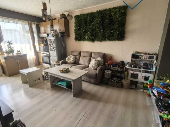 Двустаен апартамент в Шумен, Пазара - 67 кв.м за 876 €/кв.м - Снимка #1