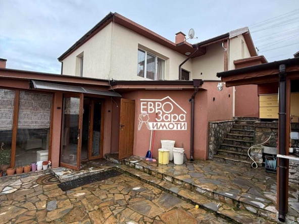 Къща в с. Ягода, Област Стара Загора - 180 кв.м за 587 €/кв.м - Снимка #1