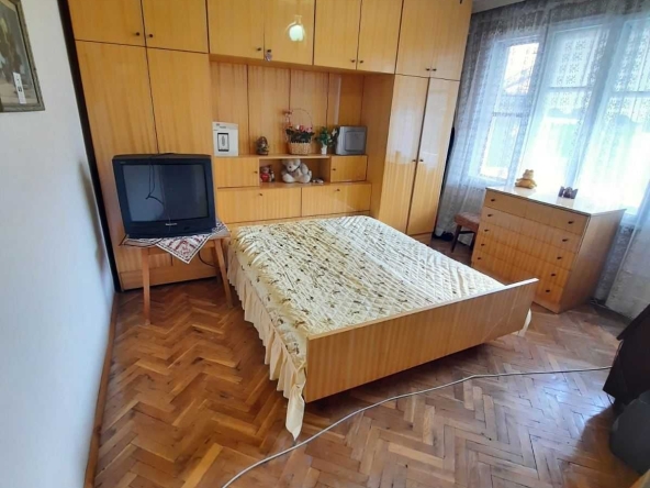 Многостаен апартамент в Шумен, Пожарната - 147 кв.м за 625 €/кв.м - Снимка #1