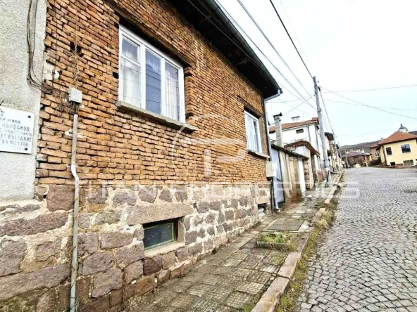 Къща в Брацигово - 80 кв.м за 274 €/кв.м - Снимка #1