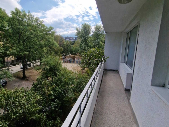 Дава се под наем Двустаен апартамент в София, НПЗ Изток - 49 кв.м за 648.21 € - Снимка #1
