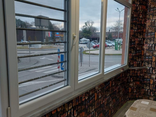 Дава се под наем Двустаен апартамент в Свиленград - 60 кв.м за 298.86 € - Снимка #1