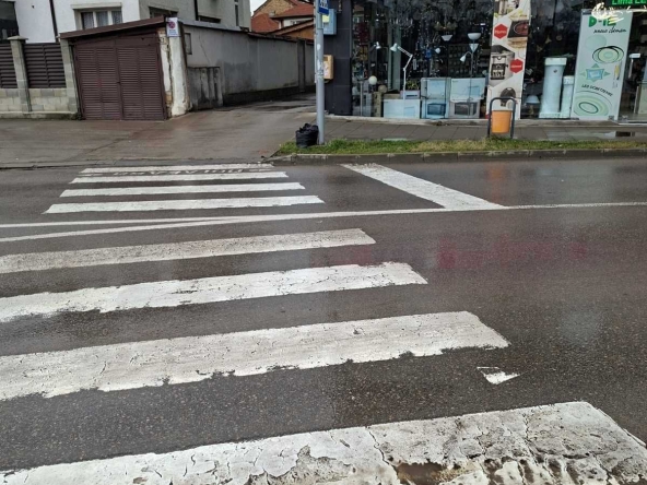 Гараж / Паркомясто в Търговище, Център - 18 кв.м за 510 €/кв.м - Снимка #1