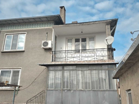 Къща в Генерал Тошево - 171 кв.м за 343 €/кв.м - Снимка #1