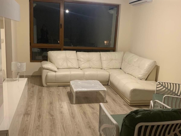 Дава се под наем Двустаен апартамент в Варна, Аспарухово - 65 кв.м за 700 € - Снимка #1