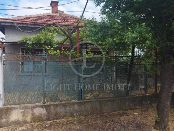 Къща в с. Скутаре, Област Пловдив - 60 кв.м за 1351 €/кв.м - Снимка #1