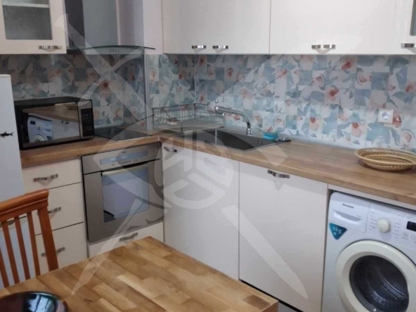 Дава се под наем Четиристаен апартамент в Варна, Чайка - 100 кв.м за 747.66 € - Снимка #1