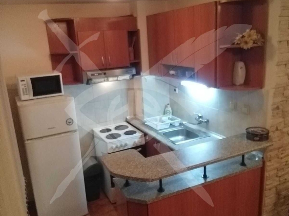 Дава се под наем Тристаен апартамент в Варна, Лятно кино Тракия - 78 кв.м за 598.23 € - Снимка #1