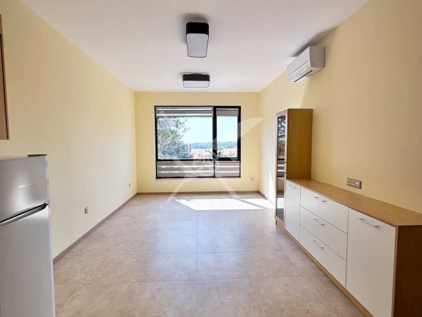 Тристаен апартамент в Царево - 110 кв.м за 881 €/кв.м - Снимка #1