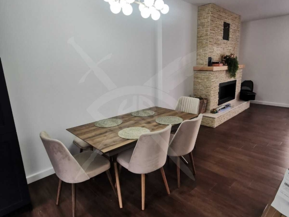 Къща в Пловдив, Остромила - 320 кв.м за 765 €/кв.м - Снимка #1