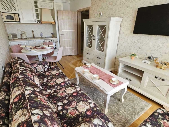 Тристаен апартамент в к.к. Слънчев бряг - 81 кв.м за 800 €/кв.м - Снимка #1