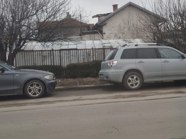 Дава се под наем Склад в Елин Пелин - 8 кв.м за 498.27 € - Снимка #1