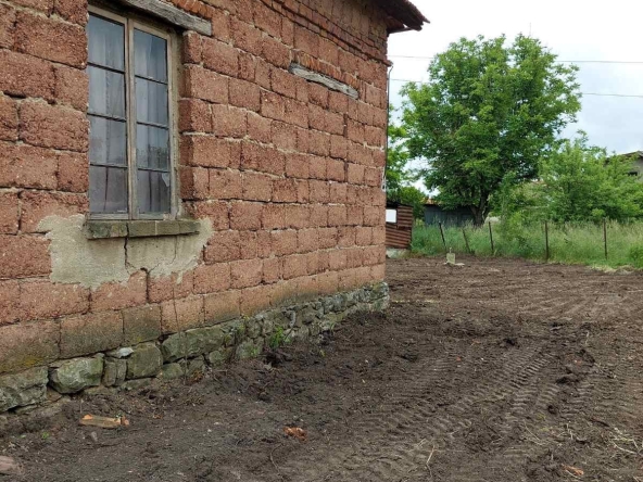 Къща в с. Долни Раковец, Област Перник - 72 кв.м за 553 €/кв.м - Снимка #1