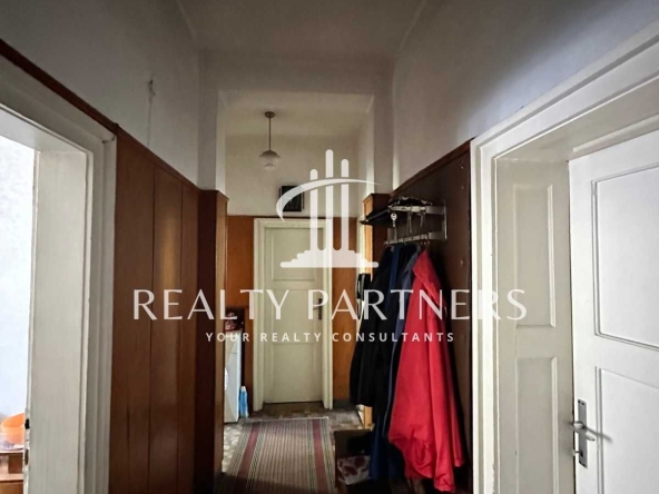 Тристаен апартамент в Перник, Изток - 88 кв.м за 490 €/кв.м - Снимка #1