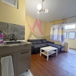 Дава се под наем Едностаен апартамент в Варна, Левски - 35 кв.м за 273.87 € - Снимка #1