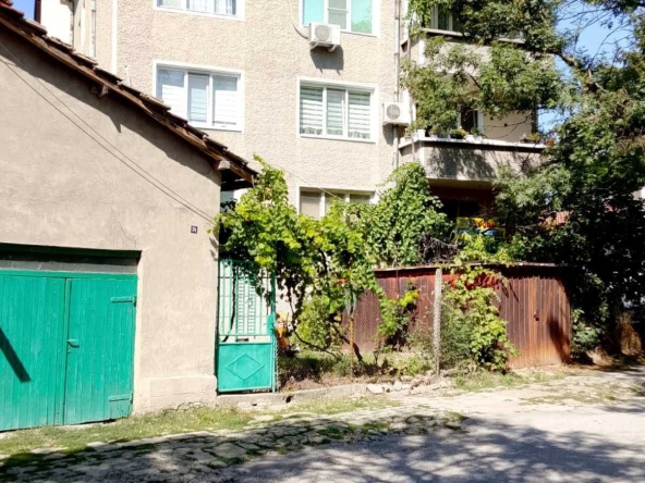 Къща в Търговище, Център - 185 кв.м за 745 €/кв.м - Снимка #1