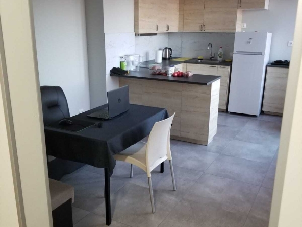 Дава се под наем Двустаен апартамент в София, Малинова долина - 60 кв.м за 408 € - Снимка #1