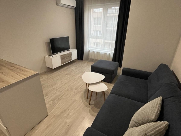Дава се под наем Двустаен апартамент в София, Зона Б-19 - 65 кв.м за 647.19 € - Снимка #1