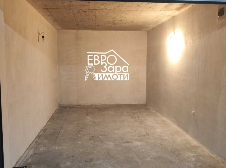 Дава се под наем Гараж / Паркомясто в Стара Загора, Център - 18 кв.м за 66.3 € - Снимка #1