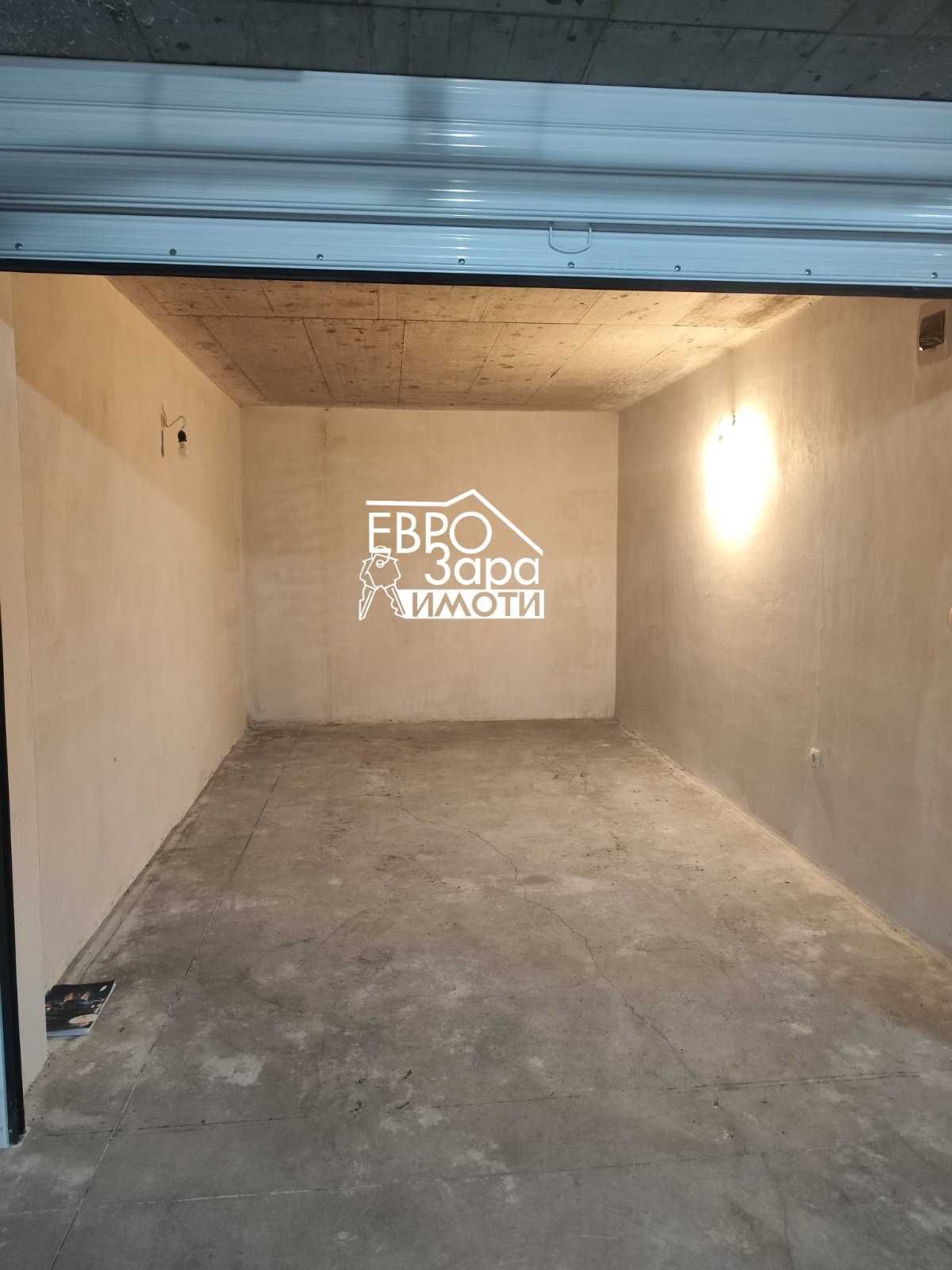 Дава се под наем Гараж / Паркомясто в Стара Загора, Център - 18 кв.м за 66.3 € - Снимка #1