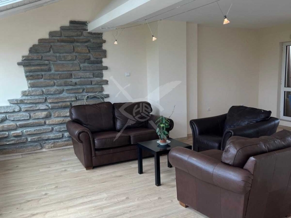 Многостаен апартамент в Пловдив, Център - 220 кв.м за 2037 €/кв.м - Снимка #1