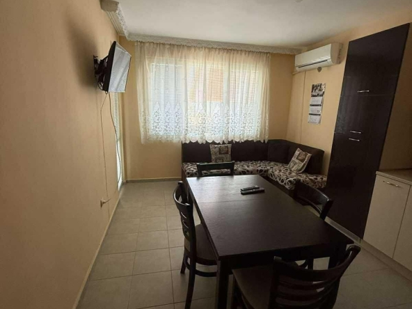 Дава се под наем Тристаен апартамент в Варна, Конфуто - 68 кв.м за 433.5 € - Снимка #1