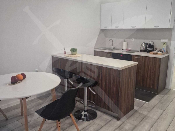 Дава се под наем Двустаен апартамент в Варна, Център - 60 кв.м за 598.23 € - Снимка #1