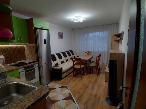 Дава се под наем Тристаен апартамент в София, Младост 3 - 67 кв.м за 797.64 € - Снимка #1