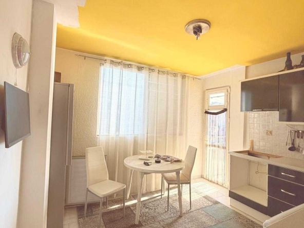 Тристаен апартамент в Варна, Зимно кино Тракия - 74 кв.м за 1275 €/кв.м - Снимка #1