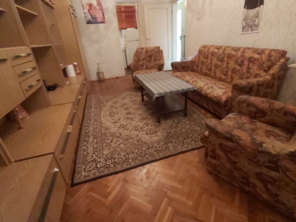 Двустаен апартамент в Плевен, 9-ти квартал - 56 кв.м за 865 €/кв.м - Снимка #1