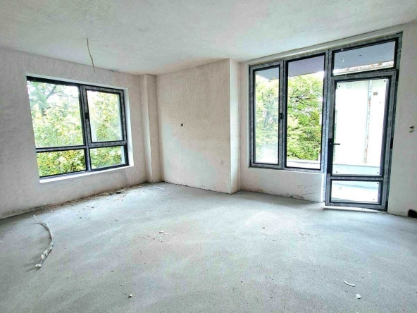 Тристаен апартамент в Стара Загора, Център - 105 кв.м за 816 €/кв.м - Снимка #1