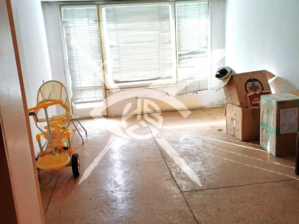 Четиристаен апартамент в Бургас, Славейков - 80 кв.м за 957 €/кв.м - Снимка #1