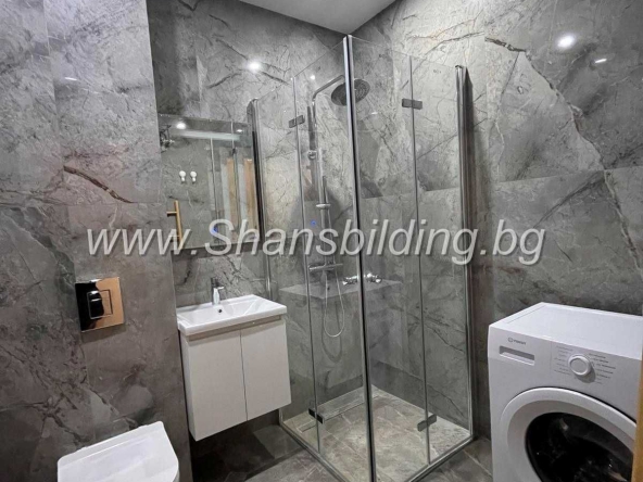 Дава се под наем Двустаен апартамент в Пловдив, Тракия - 65 кв.м за 568.14 € - Снимка #1