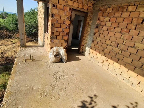 Къща в с. Златна нива, Област Шумен - 122 кв.м за 230 €/кв.м - Снимка #1