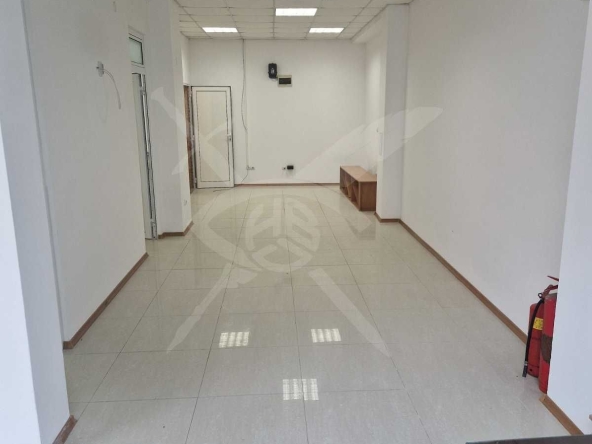 Магазин в к.к. Слънчев бряг - 83 кв.м за 640 €/кв.м - Снимка #1