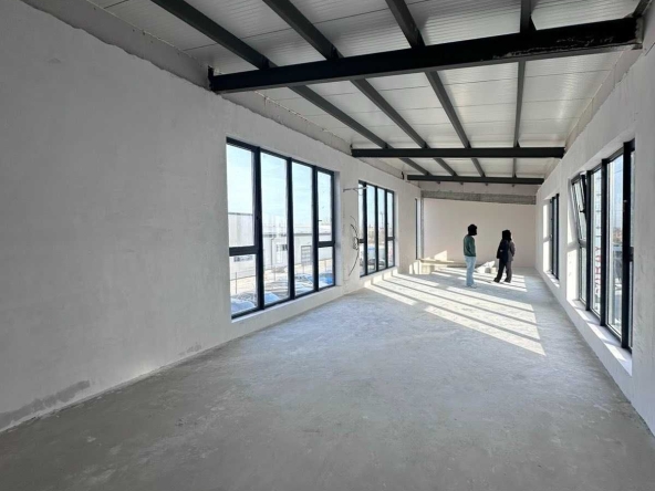 Дава се под наем Заведение в Пловдив, Индустриална зона - Юг - 166 кв.м за 1655.46 € - Снимка #1