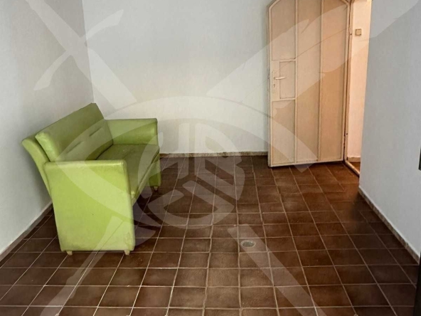 Едностаен апартамент в Бургас, Център - 30 кв.м за 1067 €/кв.м - Снимка #1