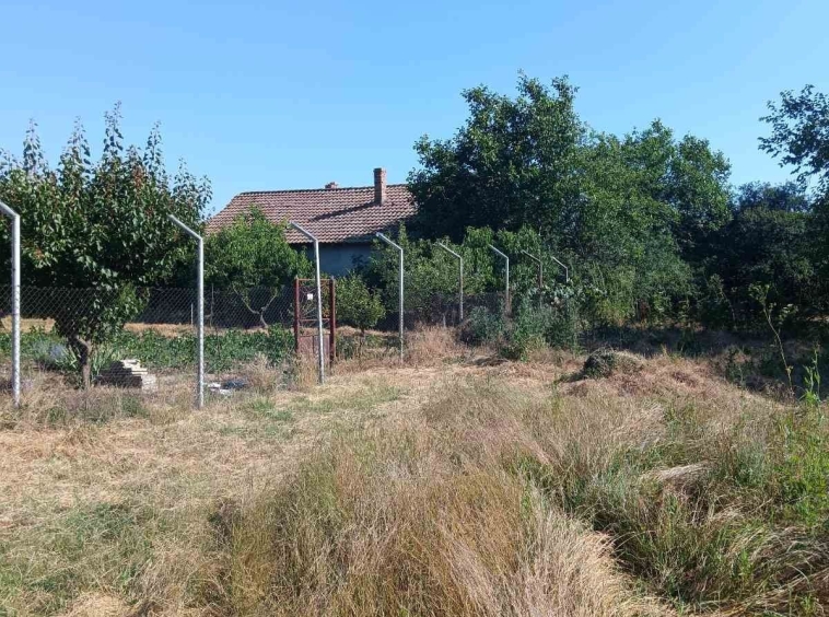 Къща в с. Антимово, Област Силистра - 70 кв.м за 292 €/кв.м - Снимка #1