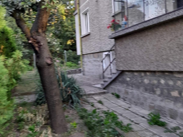 Етаж от къща в София, Горна баня - 150 кв.м за 867 €/кв.м - Снимка #1