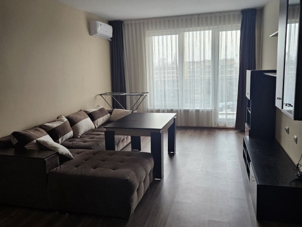 Дава се под наем Двустаен апартамент в Асеновград - 65 кв.м за 359.04 € - Снимка #1