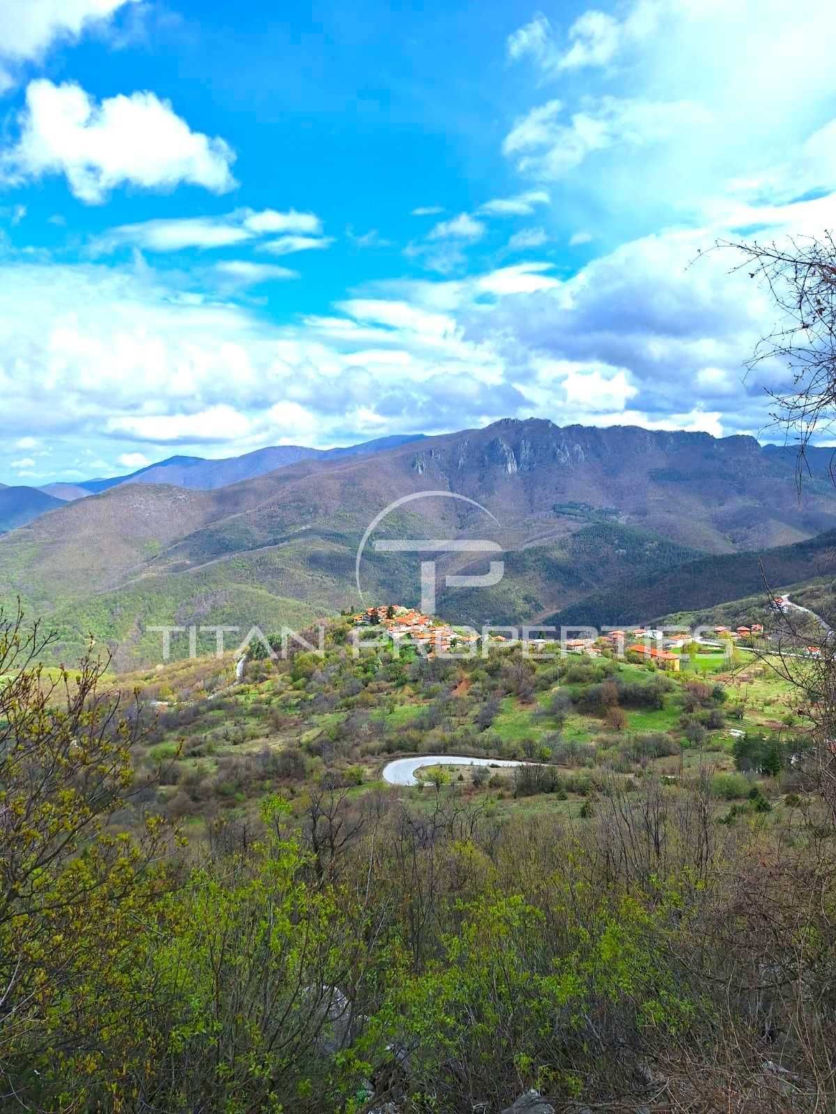 Парцел в с. Орешец, Област Пловдив - 748 кв.м за 22 €/кв.м - Снимка #1