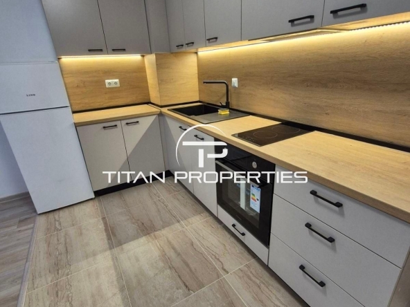 Дава се под наем Двустаен апартамент в Варна, Център - 75 кв.м за 618.12 € - Снимка #1