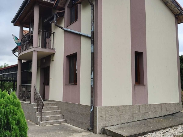 Къща в с. Сребърна, Област Силистра - 140 кв.м за 656 €/кв.м - Снимка #1