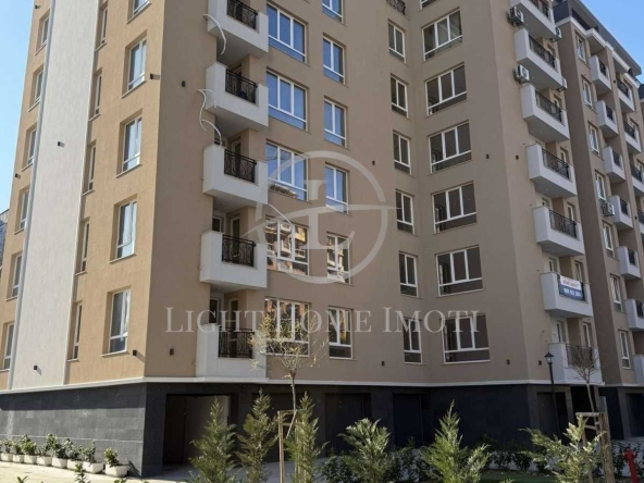 Тристаен апартамент в Пловдив, Кючук Париж - 97 кв.м за 714 €/кв.м - Снимка #1