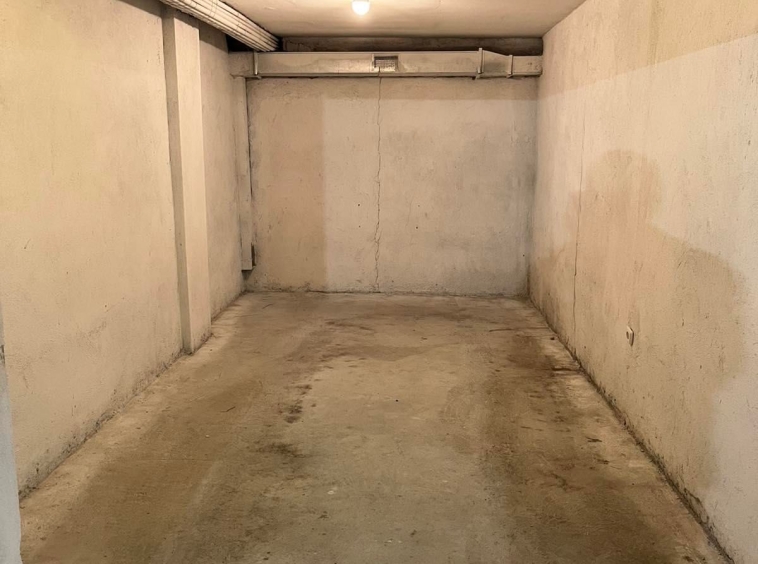 Дава се под наем Гараж / Паркомясто в София, Манастирски ливади - 17 кв.м за 99.45 € - Снимка #1