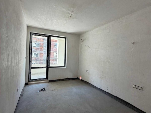 Дава се под наем Двустаен апартамент в София, Надежда 2 - 56 кв.м за 144633.45 € - Снимка #1