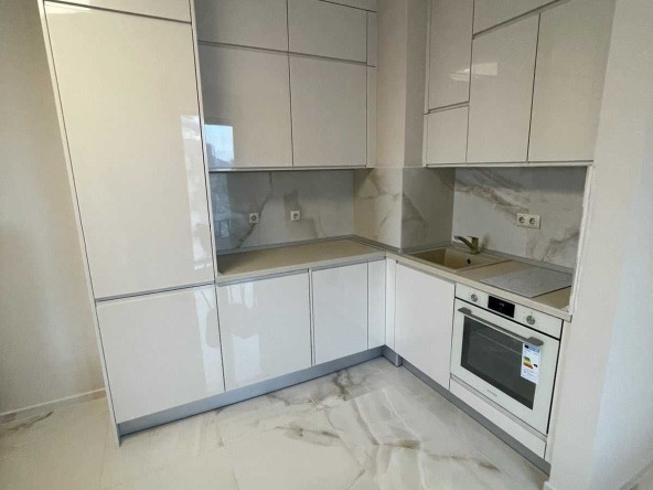 Дава се под наем Едностаен апартамент в София, Студентски град - 43 кв.м за 423.81 € - Снимка #1