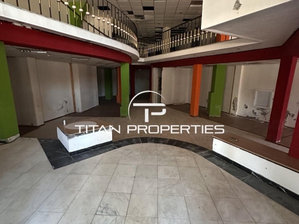 Заведение в Бургас, Център - 514 кв.м за 1071 €/кв.м - Снимка #1