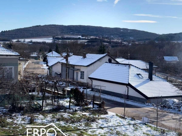 Къща в с. Могилово, Област Стара Загора - 310 кв.м за 213 €/кв.м - Снимка #1